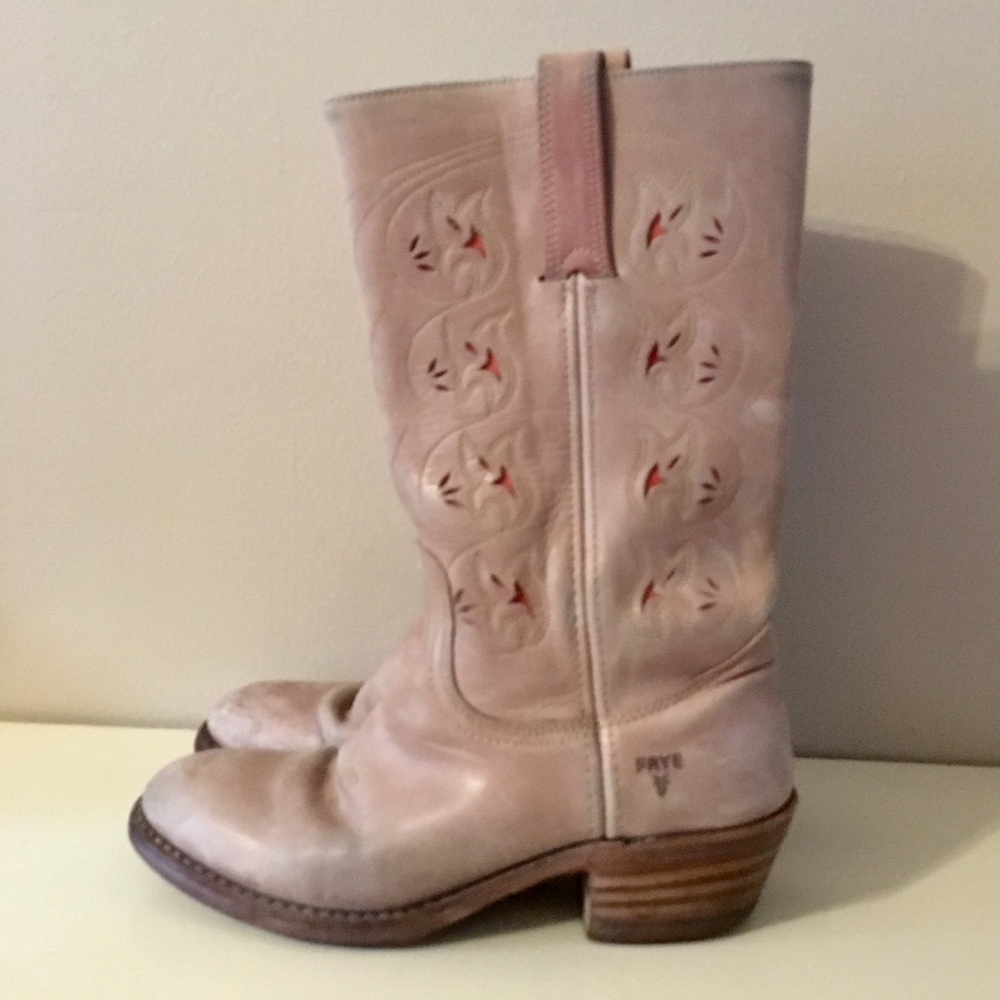 Taupe Frye cowboy boots with cut out design